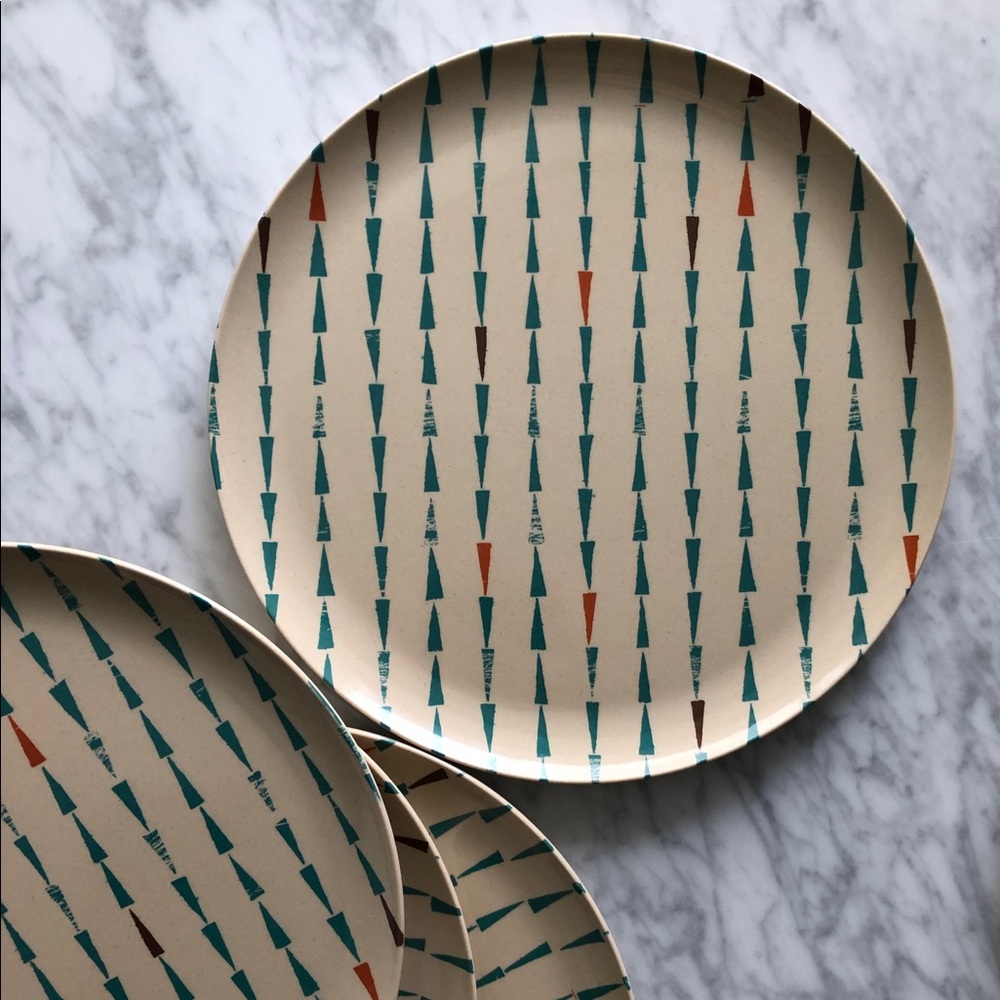 The Curiosity Shoppe Melamine Dinner Plates